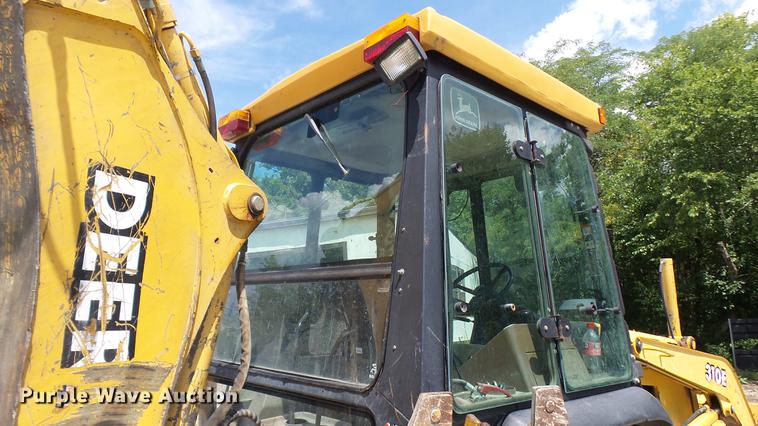image for item DB9302 1997 John Deere 310E backhoe