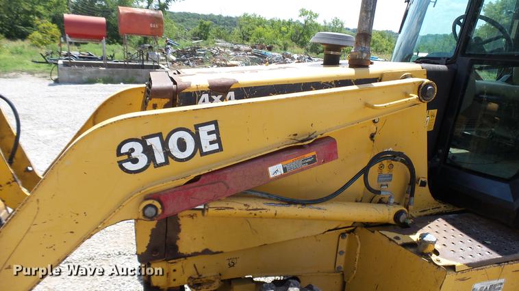 image for item DB9302 1997 John Deere 310E backhoe