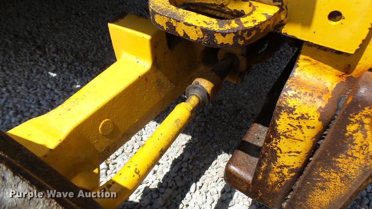 image for item DB9302 1997 John Deere 310E backhoe