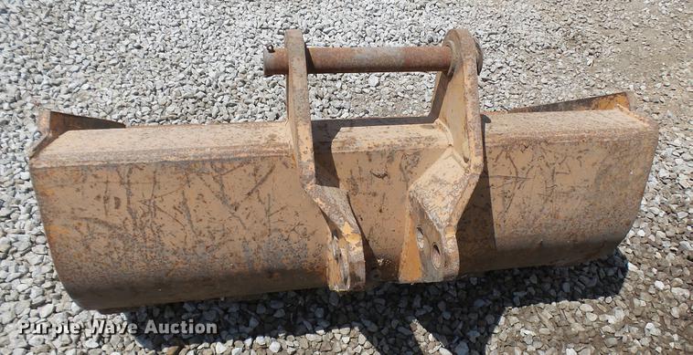 image for item DB9302 1997 John Deere 310E backhoe