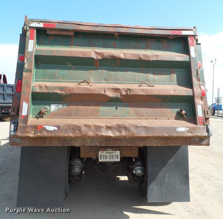 image for item DD1131 1996 Mack RD688S dump truck