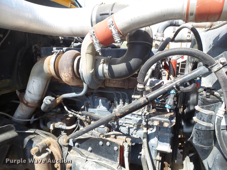 image for item DD1131 1996 Mack RD688S dump truck