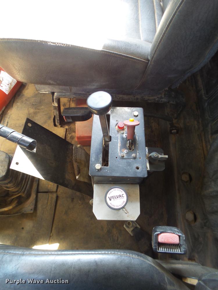 image for item DD1131 1996 Mack RD688S dump truck