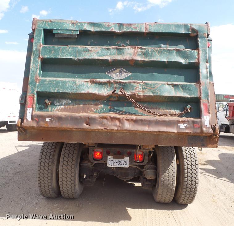 image for item DD1132 2001 Mack RD688S dump truck