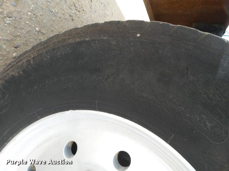 image for item DD1132 2001 Mack RD688S dump truck