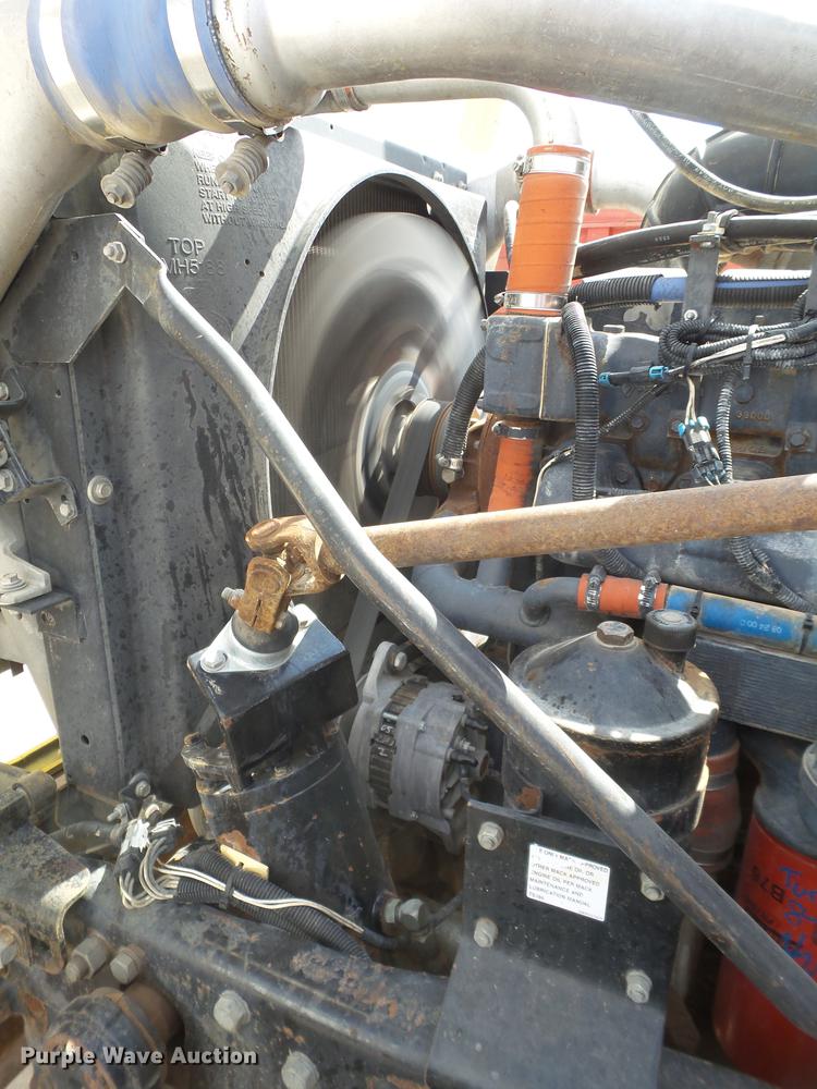 image for item DD1132 2001 Mack RD688S dump truck