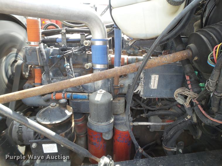 image for item DD1132 2001 Mack RD688S dump truck