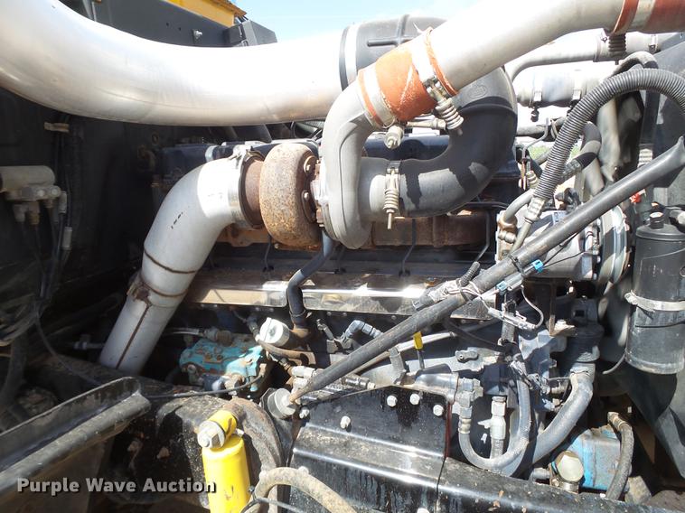 image for item DD1132 2001 Mack RD688S dump truck