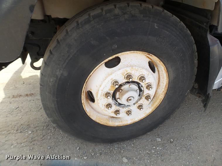 image for item DD1134 2004 Mack RD688S dump truck