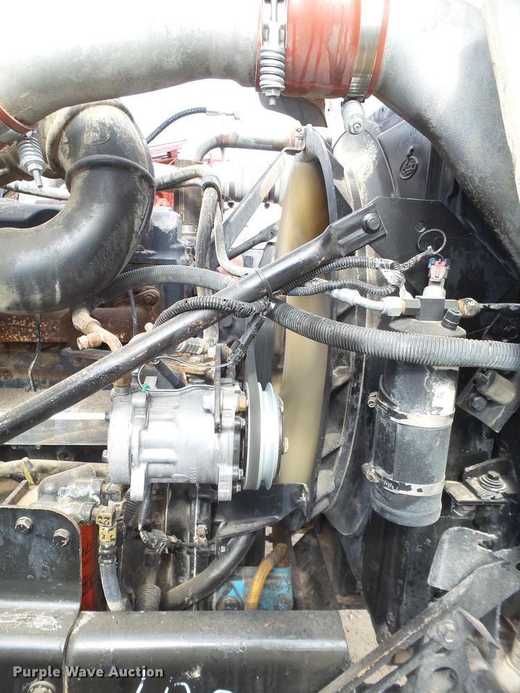 image for item DD1134 2004 Mack RD688S dump truck