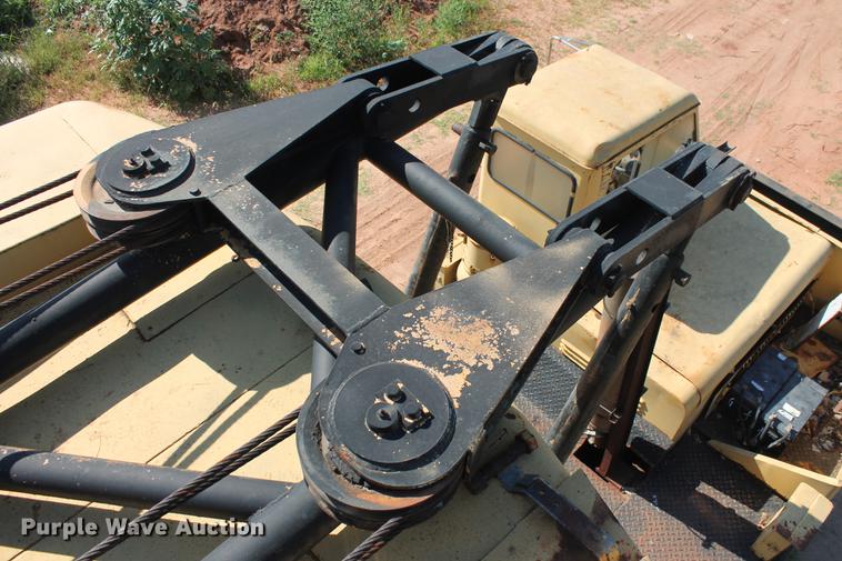 image for item DD4985 1969 P & H 645TC crane