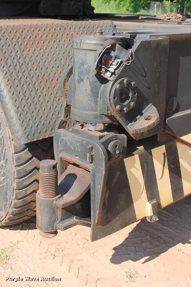 image for item DD4985 1969 P & H 645TC crane