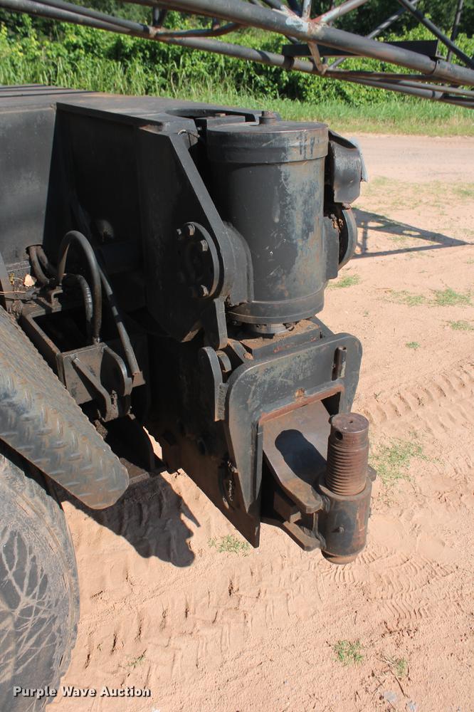 image for item DD4985 1969 P & H 645TC crane