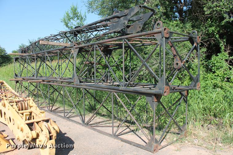 image for item DD4985 1969 P & H 645TC crane