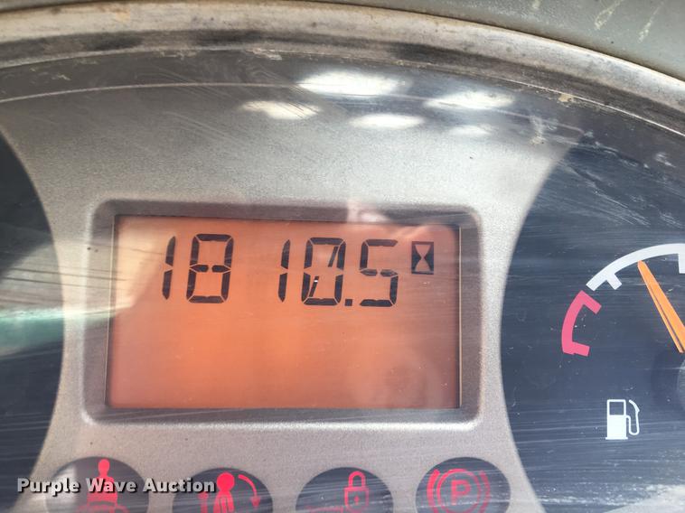 image for item DD5255 2011 Bobcat S175 skid steer