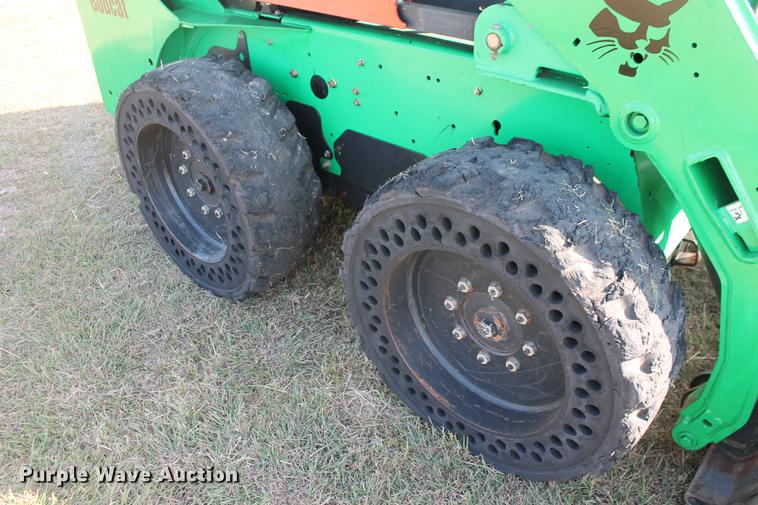 image for item DD5255 2011 Bobcat S175 skid steer