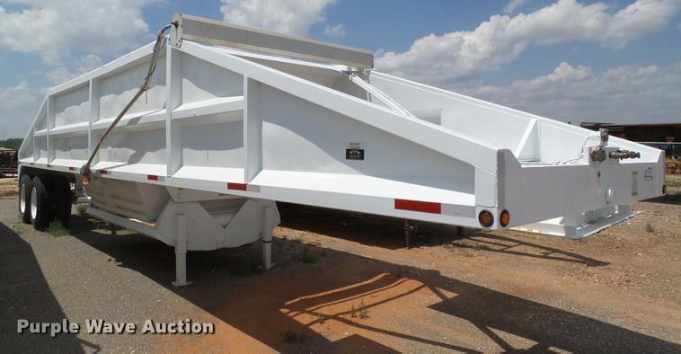 image for item DD5806 2013 Dakota bottom dump trailer