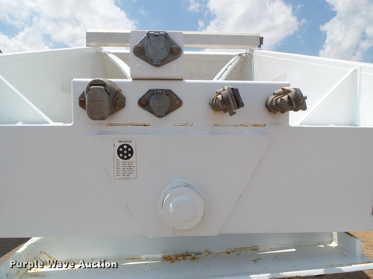 image for item DD5806 2013 Dakota bottom dump trailer
