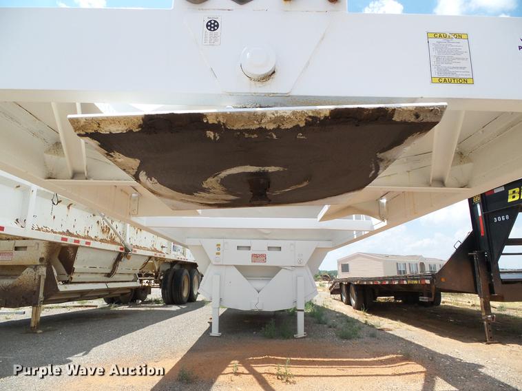 image for item DD5806 2013 Dakota bottom dump trailer