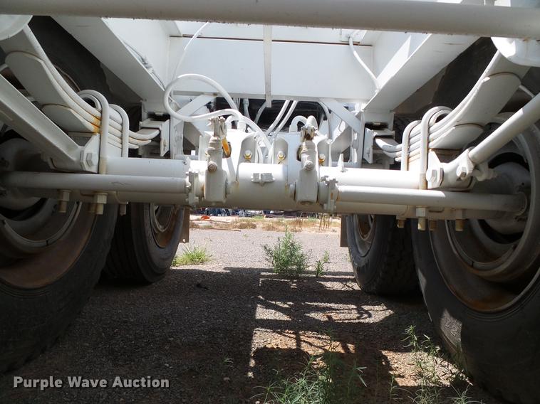 image for item DD5806 2013 Dakota bottom dump trailer