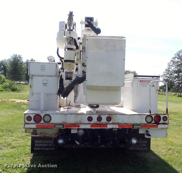 image for item DD7218 2008 Sterling Bullet bucket truck