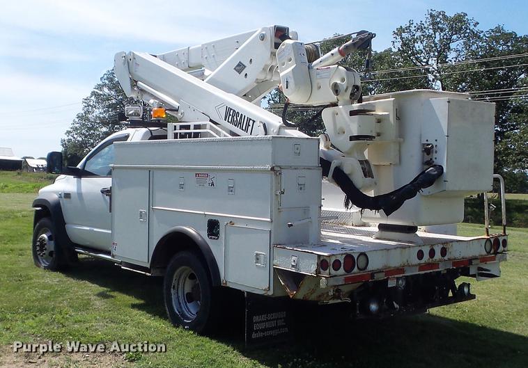 image for item DD7218 2008 Sterling Bullet bucket truck