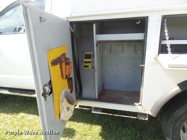 image for item DD7218 2008 Sterling Bullet bucket truck