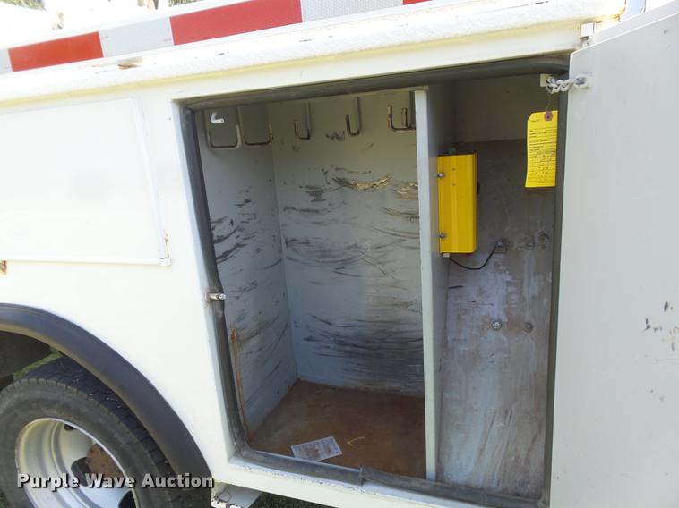 image for item DD7218 2008 Sterling Bullet bucket truck