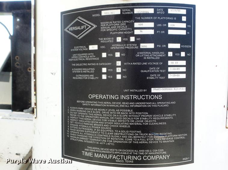 image for item DD7218 2008 Sterling Bullet bucket truck