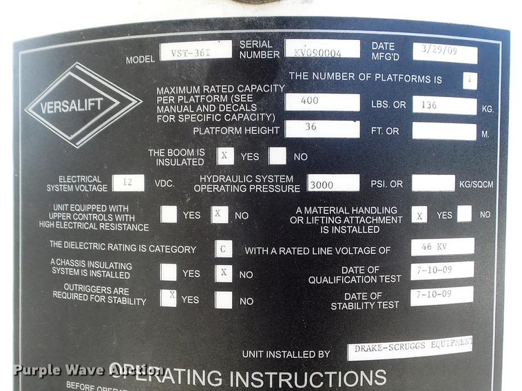 image for item DD7218 2008 Sterling Bullet bucket truck