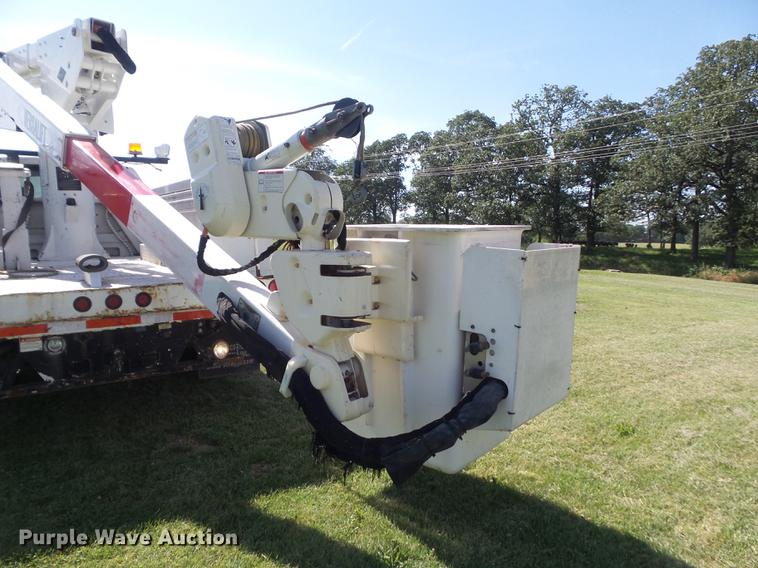 image for item DD7218 2008 Sterling Bullet bucket truck