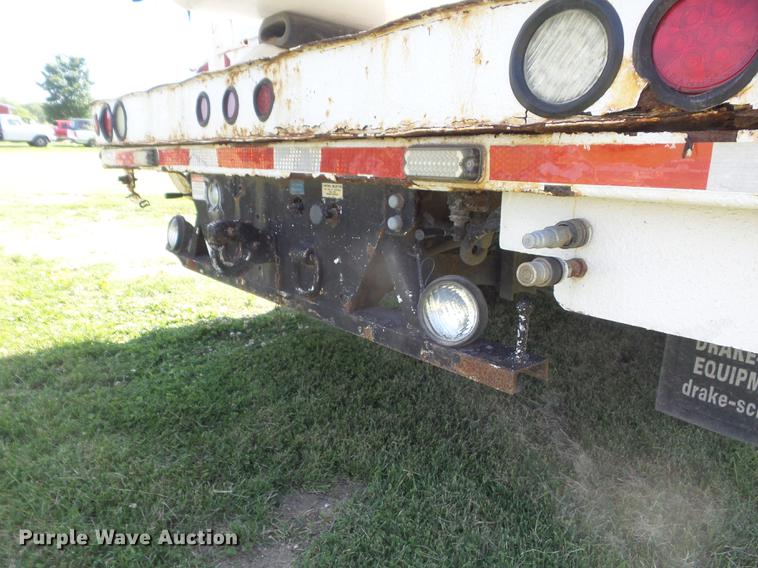 image for item DD7218 2008 Sterling Bullet bucket truck