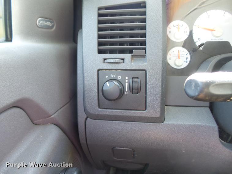 image for item DD7218 2008 Sterling Bullet bucket truck