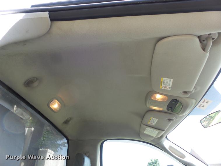 image for item DD7218 2008 Sterling Bullet bucket truck