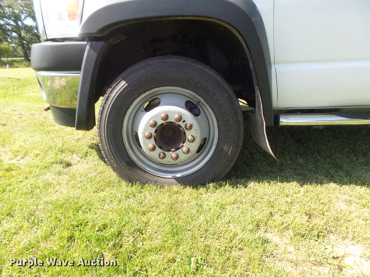 image for item DD7218 2008 Sterling Bullet bucket truck