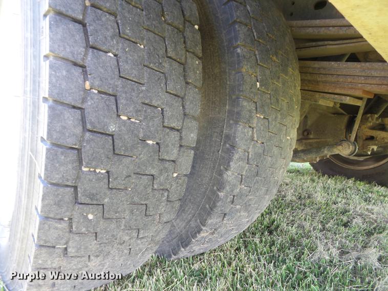 image for item DD7218 2008 Sterling Bullet bucket truck