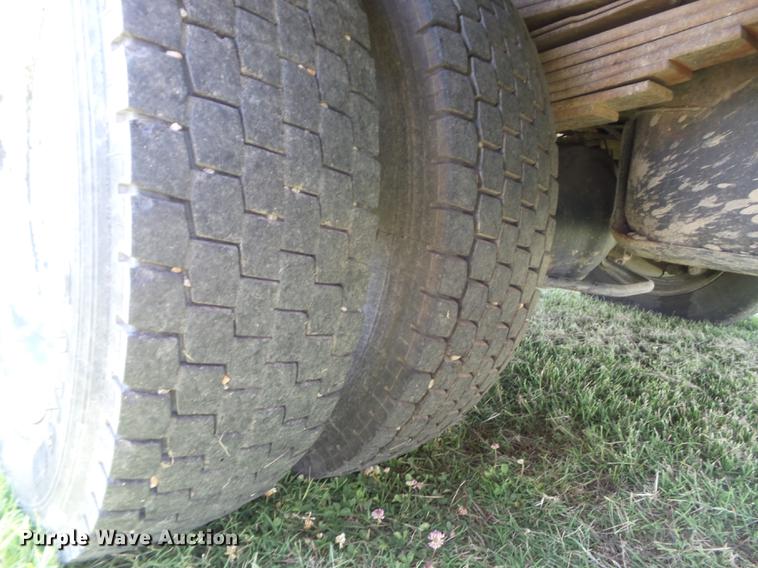 image for item DD7218 2008 Sterling Bullet bucket truck