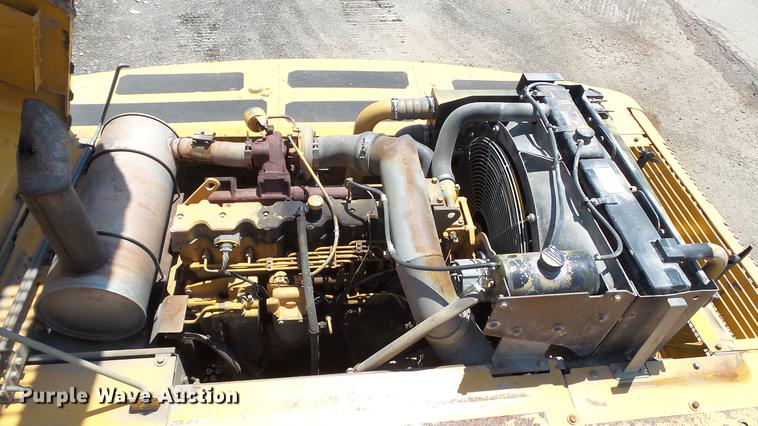 image for item DD7261 2003 John Deere 330C LC excavator