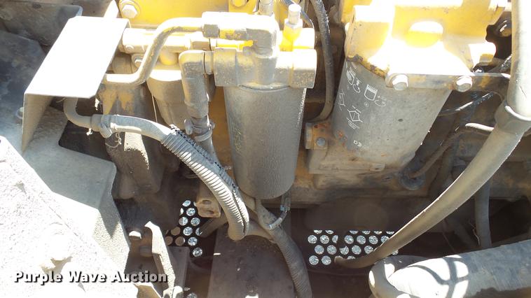 image for item DD7261 2003 John Deere 330C LC excavator