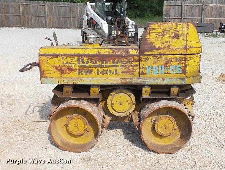 image for item DD7271 1994 Rammax RW1404 trench compactor