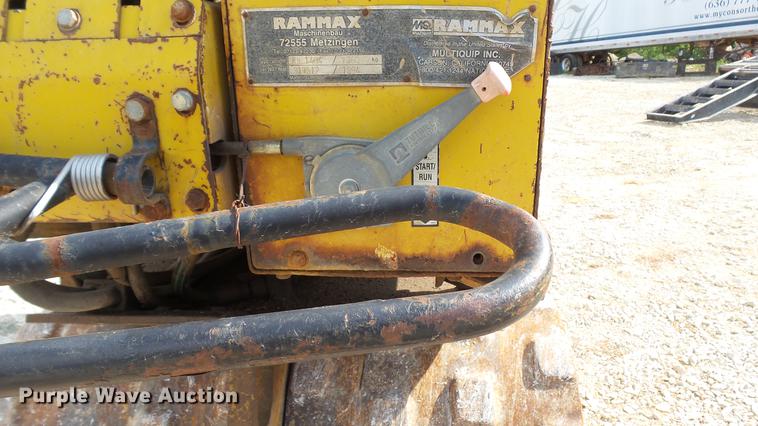 image for item DD7271 1994 Rammax RW1404 trench compactor