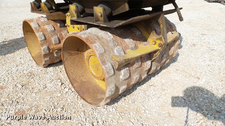 image for item DD7271 1994 Rammax RW1404 trench compactor