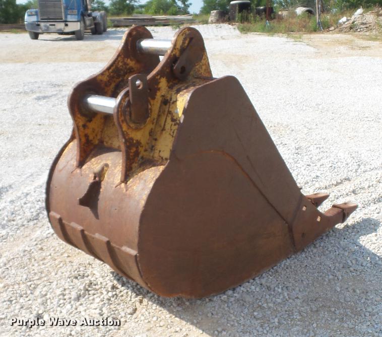 image for item DD7272 Excavator bucket