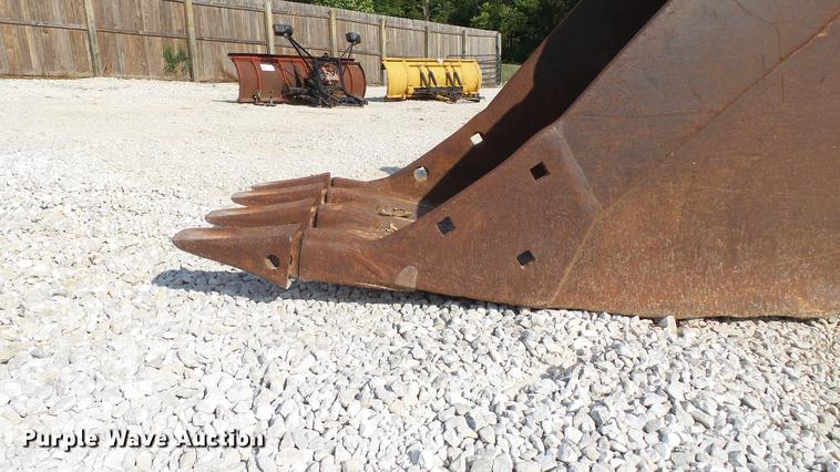 image for item DD7272 Excavator bucket