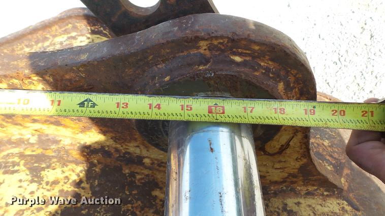 image for item DD7272 Excavator bucket