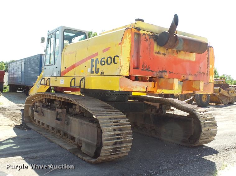 image for item DD7290 1998 New Holland EC600 excavator