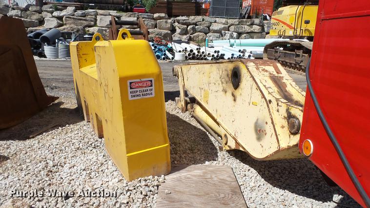 image for item DD7290 1998 New Holland EC600 excavator