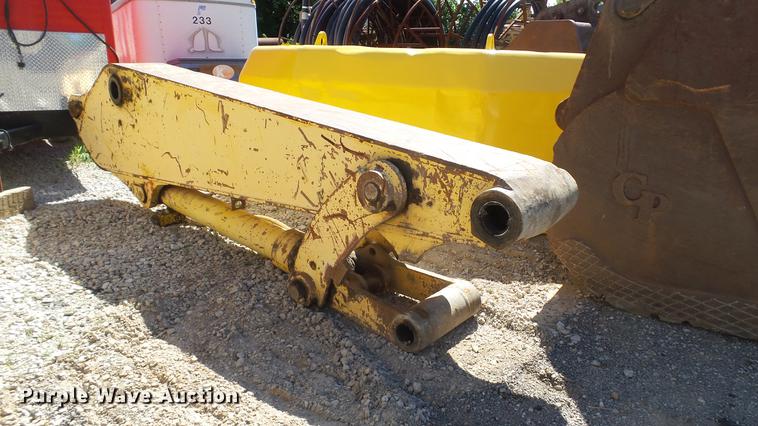 image for item DD7290 1998 New Holland EC600 excavator