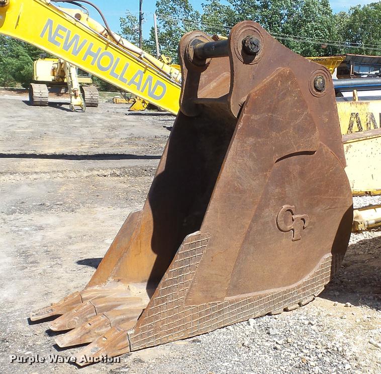 image for item DD7290 1998 New Holland EC600 excavator