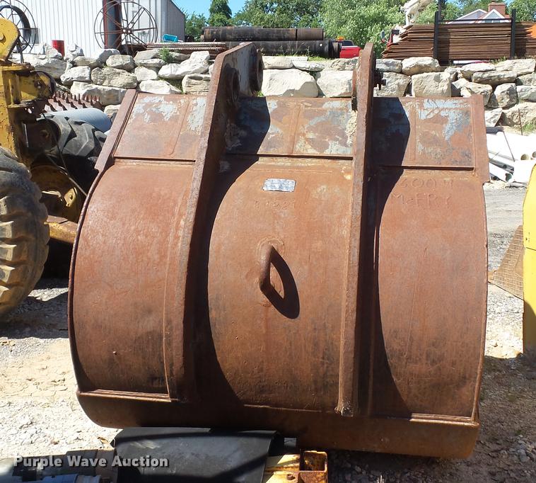 image for item DD7290 1998 New Holland EC600 excavator